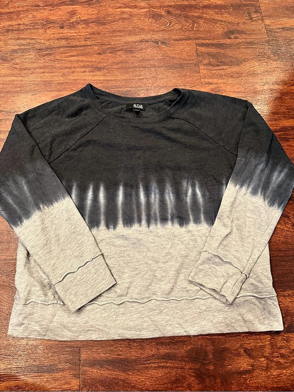 ana a new approach Tie-Dye Long Sleeve Sweatshirt in Black & Gray Size Large
